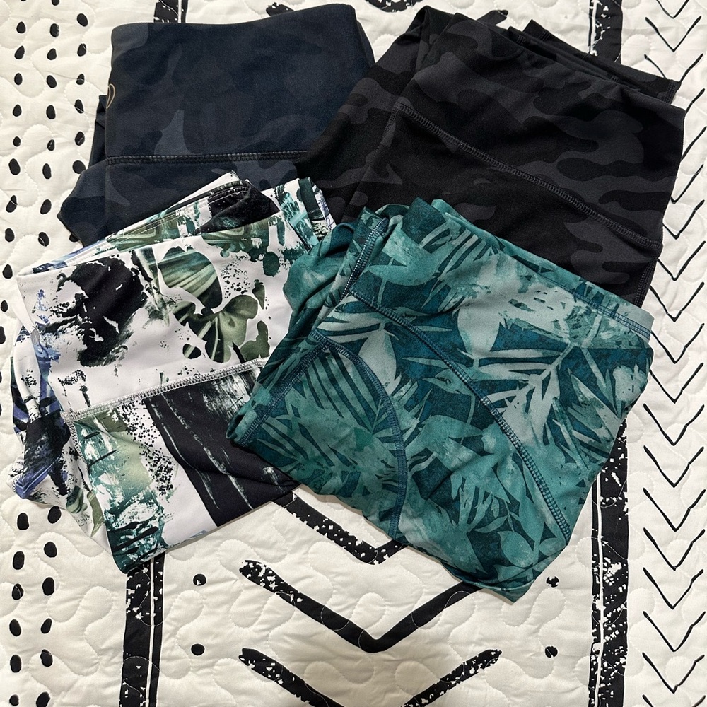4 pair of Leggings